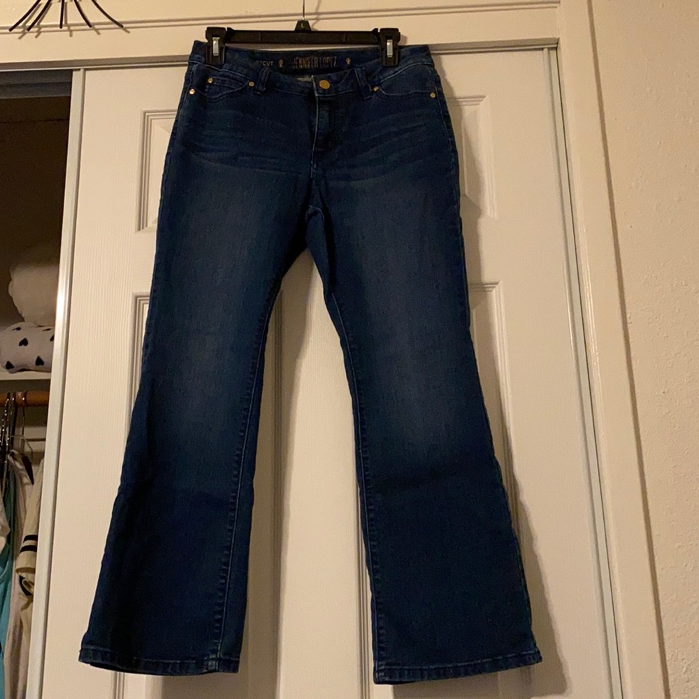 Women’s bootcut jeans.